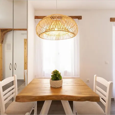 Apartment Ziv Boutique Town Square *