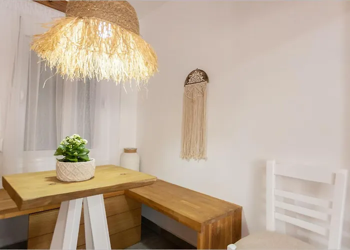 Apartment Ziv Boutique Town Square *