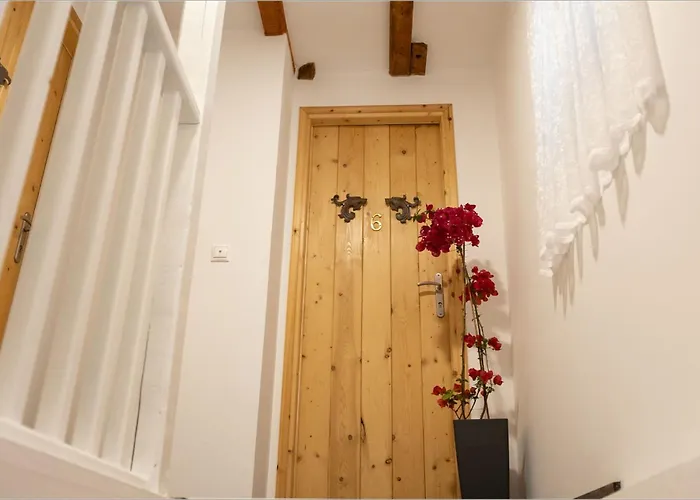 Apartment Ziv Boutique Town Square *