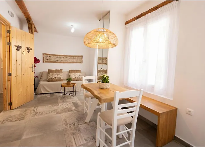 Ziv Boutique Town Square Lefkada City