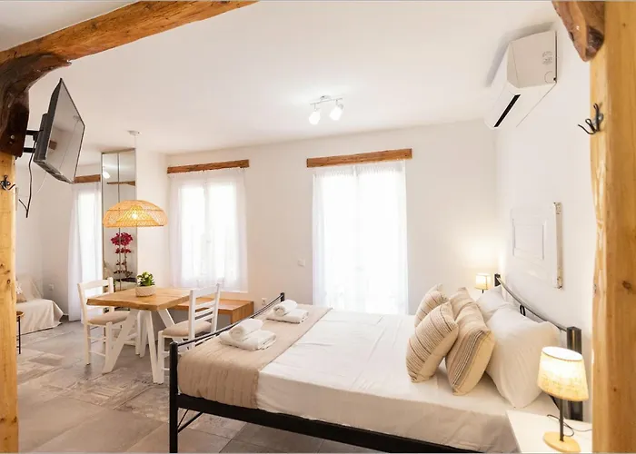 Ziv Boutique Town Square