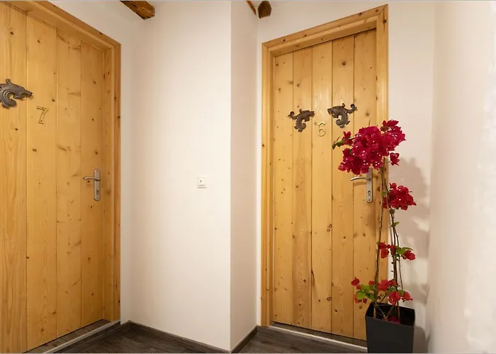 Ziv Boutique Town Square Lefkada City