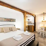 Appartement Ziv Boutique Town Square