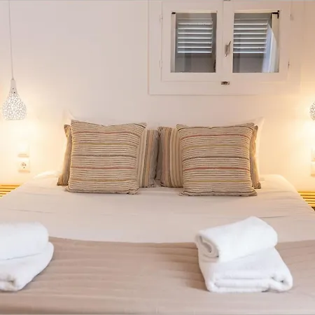 Ziv Boutique Town Square