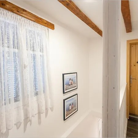 Ziv Boutique Town Square