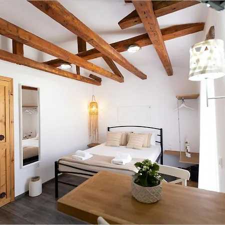 Apartment Ziv Boutique Town Square *