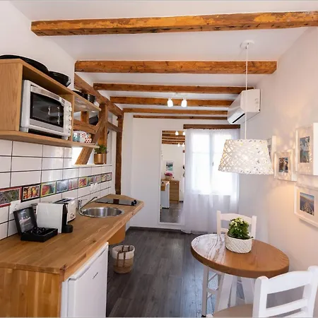 Apartment Ziv Boutique Town Square
