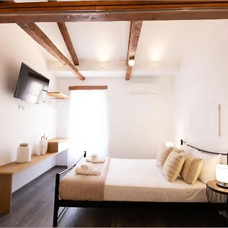 Ziv Boutique Town Square Lefkáda