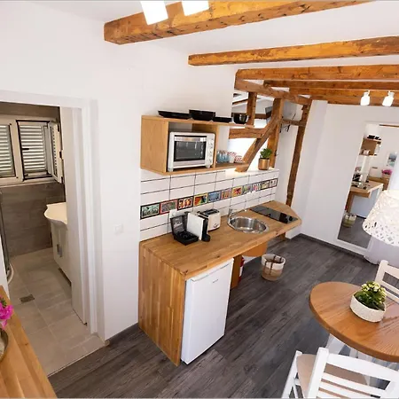 Lejlighed Ziv Boutique Town Square