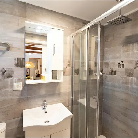 Apartment Ziv Boutique Town Square *