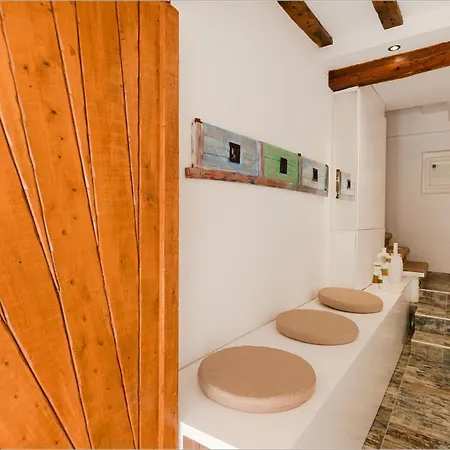 Ziv Boutique Town Square Lefkáda